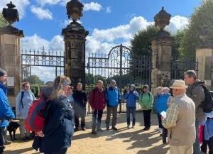 Wandertag der Wohnungsgenossenschaft Elbtal eG am 18.09.2022 Schloss Wesenstein zum Barockgarten